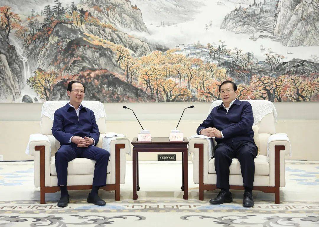中国电建党委书记、董事长丁焰章拜会湖北省委书记王忠林