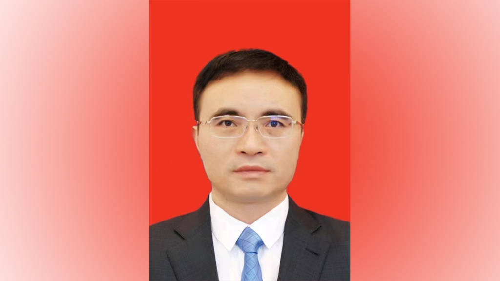 成都市政府秘书长王忠诚调任遂宁市委副书记