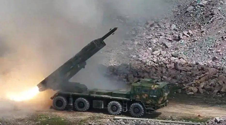 美司令预言解放军行动概率飙升，台当局焦虑应对，1.3万便利店变战时枢纽