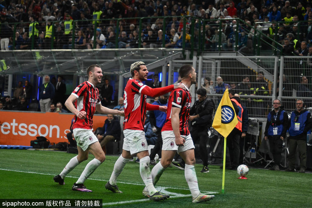 意杯-约维奇双响赖因德斯破门 米兰3-0国米总分4-1进决赛