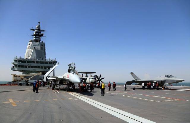 福建舰补齐作战短板,海军官宣:055大驱“射程之内,没有远洋”