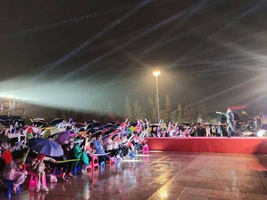 “月满莱西·礼赞中华”晚会精彩上演 莱西市民共赏视听盛宴