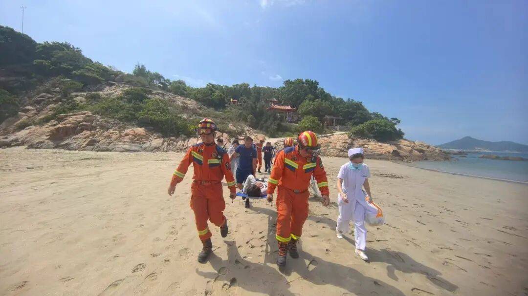 【曝光台】打卡拍照,再美也不能用生命对焦