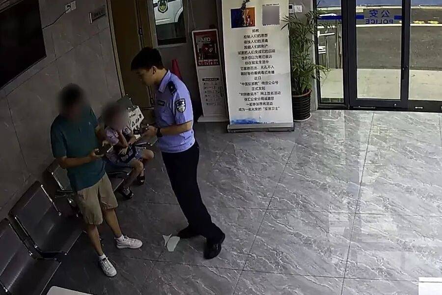 突然群发!大批上海市民收到警方短信!全市爆火网红已被锁定...有爸爸因孩子违规被罚款