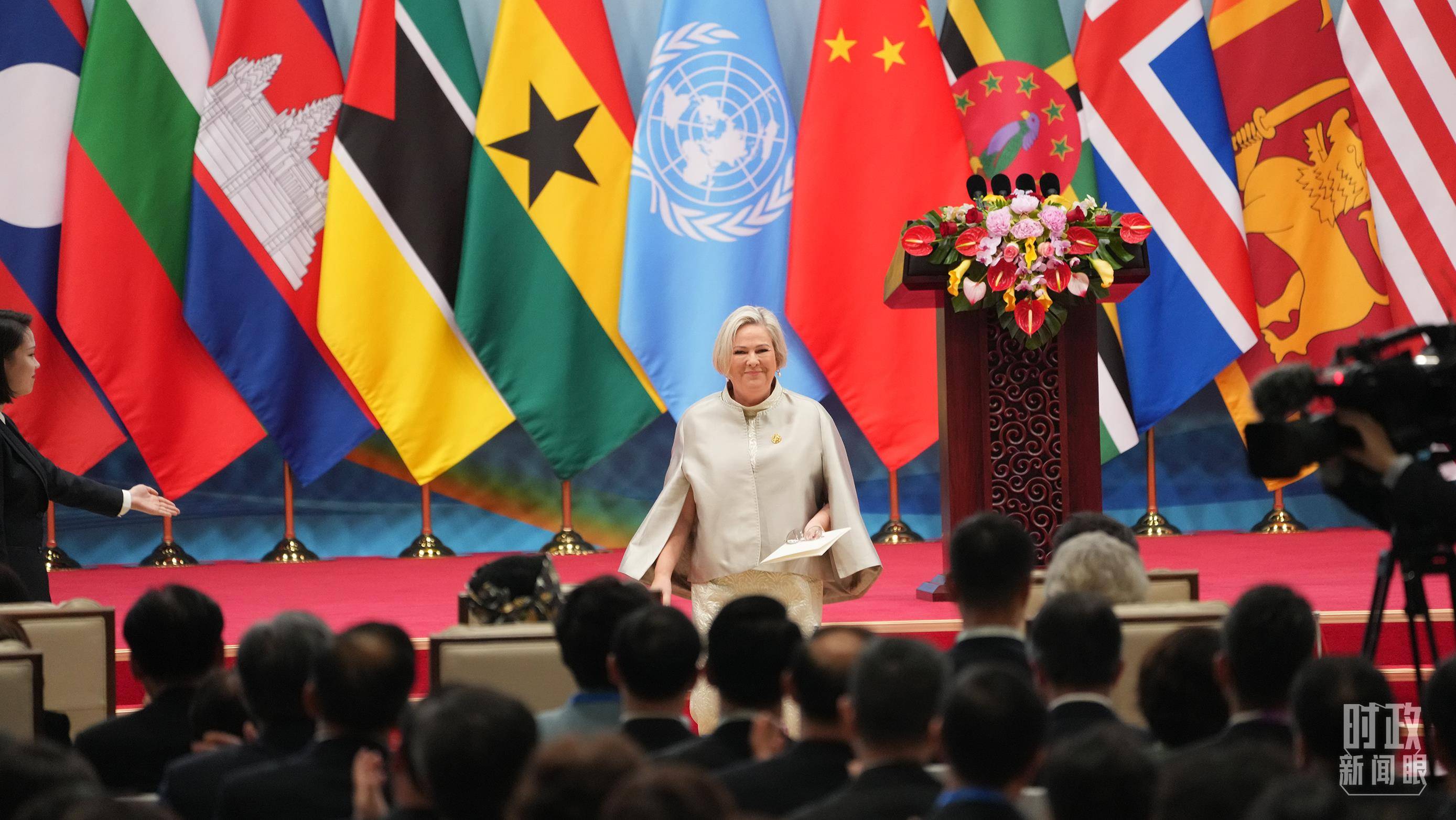 时政新闻眼丨这场聚焦“半边天”的全球峰会上，习近平提出哪些新倡议新举措？