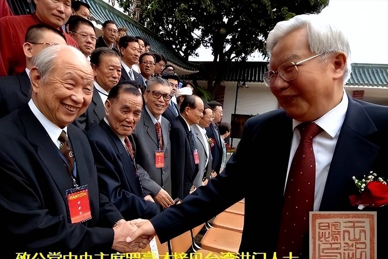 洪门成立“除奸队”，消灭台独！赖清德傻眼了，洪门究竟有多厉害