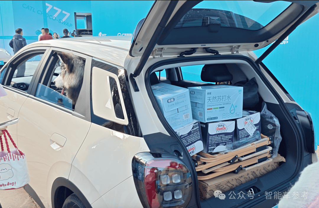 刘强东入局换电：京东5万开卖“网约车神车”，88秒补能500km，首发华为“云车机”