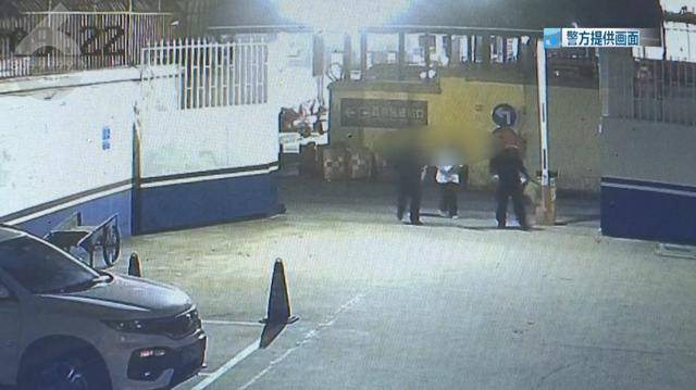 紧急!正要出站,两名14岁少女在昆明火车站被民警拦截…