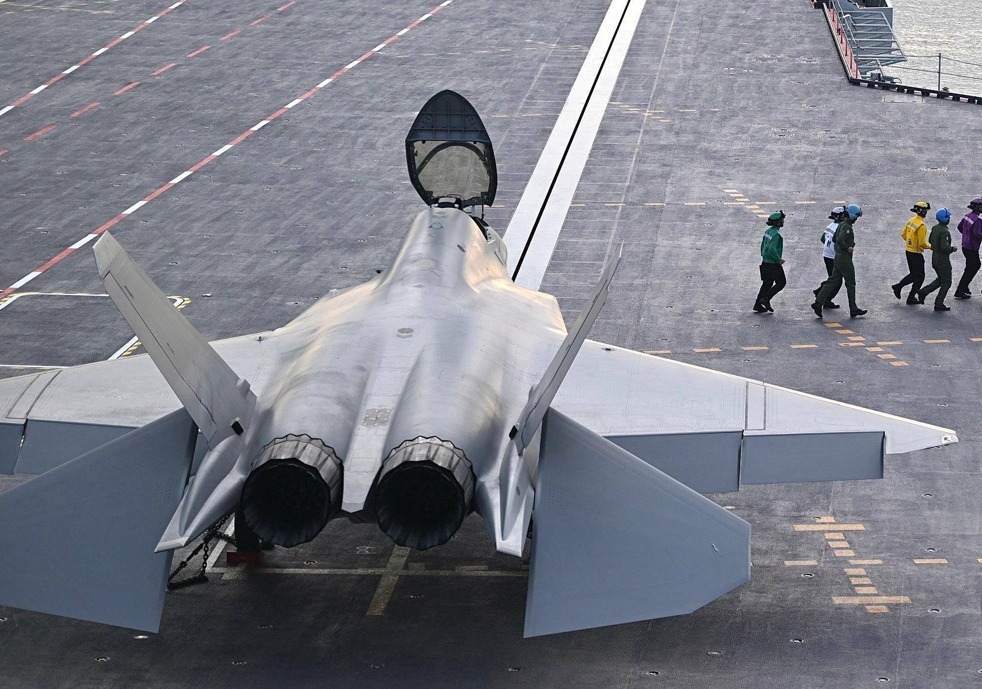 突发!四川舰海试,中国航母也要下饺子,造4万吨巨舰如同造香肠